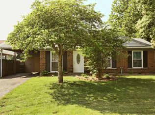 435 E Blue Jay Rd, Louisville, KY 40229