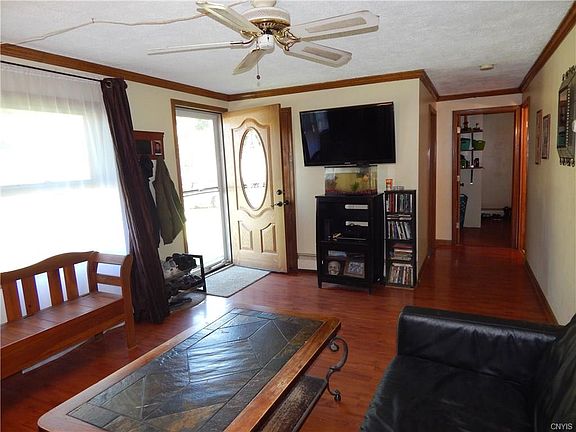 5th image of 310 Belmore Dr
