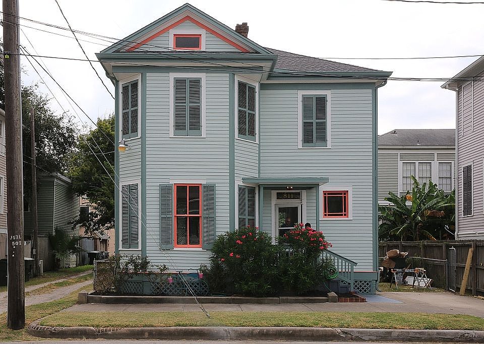 1st image of 811 18th St