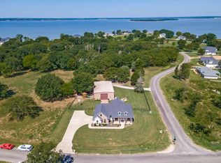 722 Clubview Dr, Kemp, TX 75143