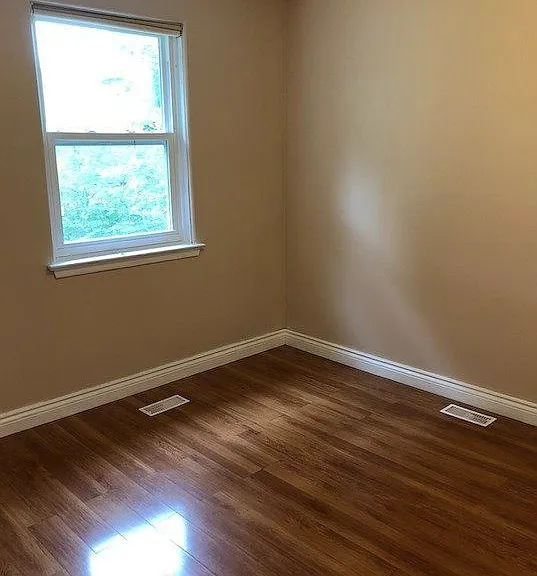 38 Peking Rd #MAIN LEVEL — Photo 14