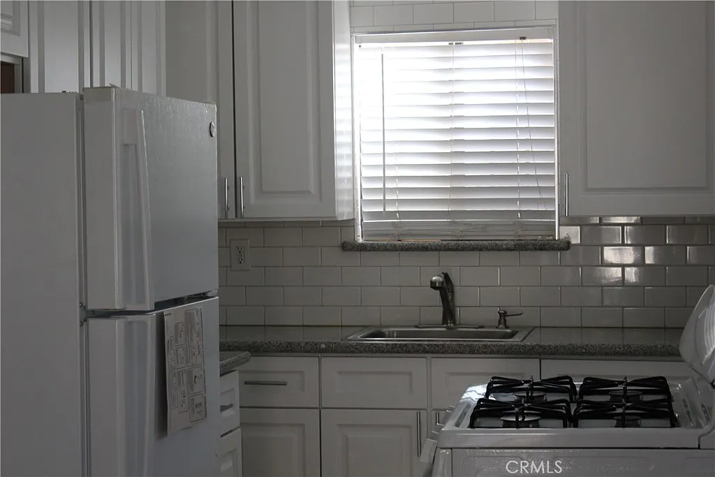1 bed, 600 sqft, $2,000 — Photo 2