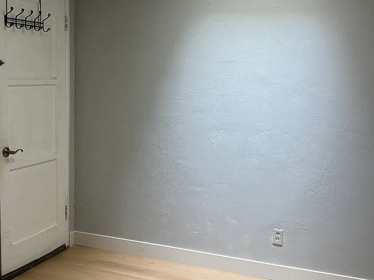 2504 Norfolk St — Photo 2