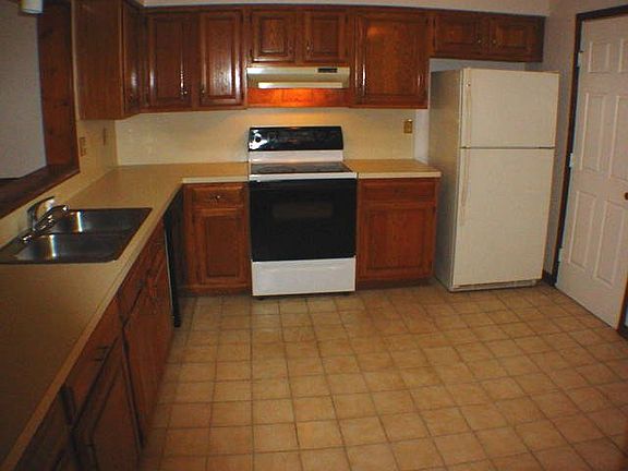 5th image of 4721 Kempsville Greens Pkwy