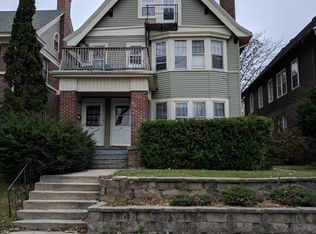 3044-46A N Stowell Ave, Milwaukee, WI 53211