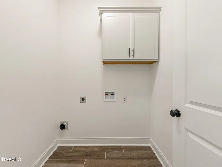 300 Ethereal St — Photo 17