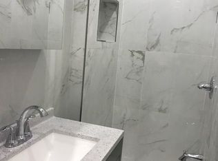 10465 212th St, Queens Village, NY 11429