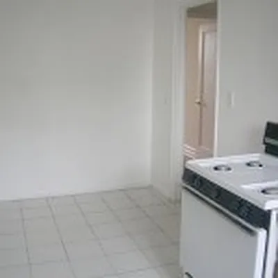 Rented by Koerner & Associates | media 11