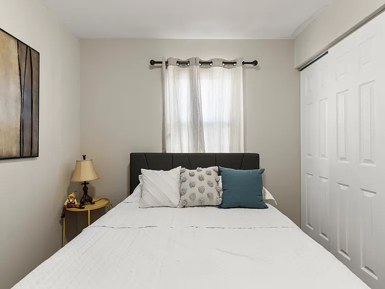 Summit Dr — Photo 15