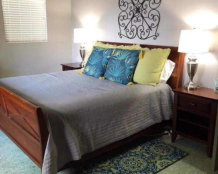 1131 Perdido Manor Dr — Photo 35