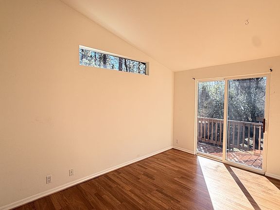 3rd image of 25679 Alderwood St #25679A