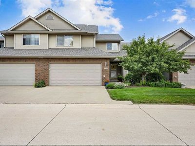 230 E Tartan Dr, North Liberty, IA, 52317