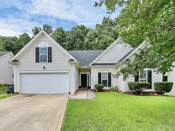 3813 Sipes Ln, Charlotte, NC 28269