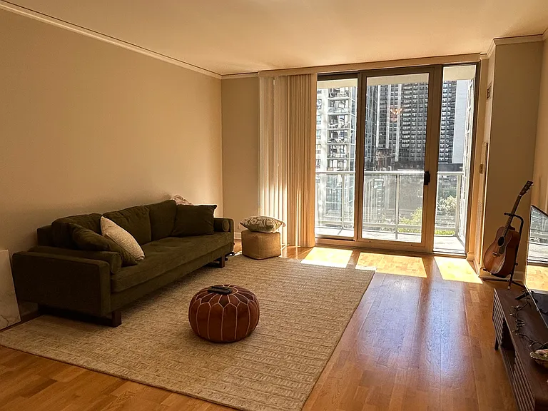 420 E Waterside Dr #405 — Photo 4