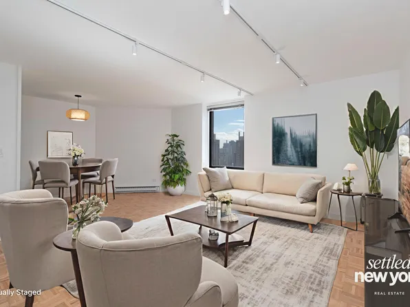 1601 3rd Avenue image 1 of 10