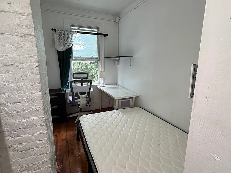 1849 Highland Ave #2 — Photo 5