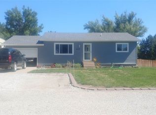613 E 5th St, Axtell, NE 68924