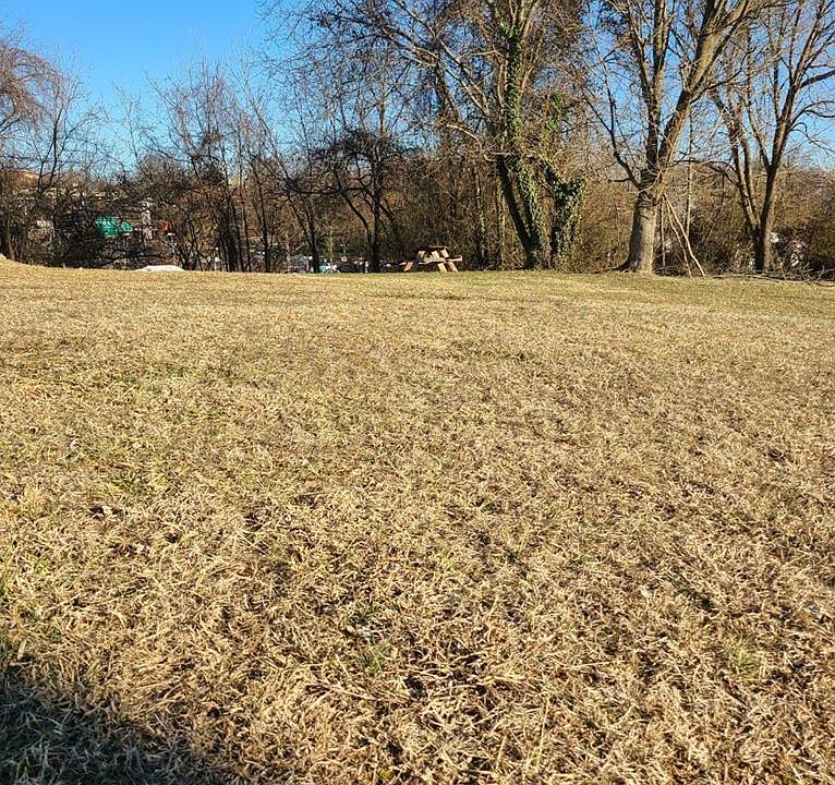 1st image of 14 High St