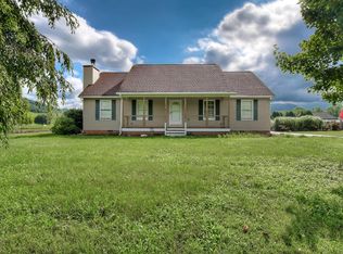 217 Blue Springs Rd, Elizabethton, TN 37643
