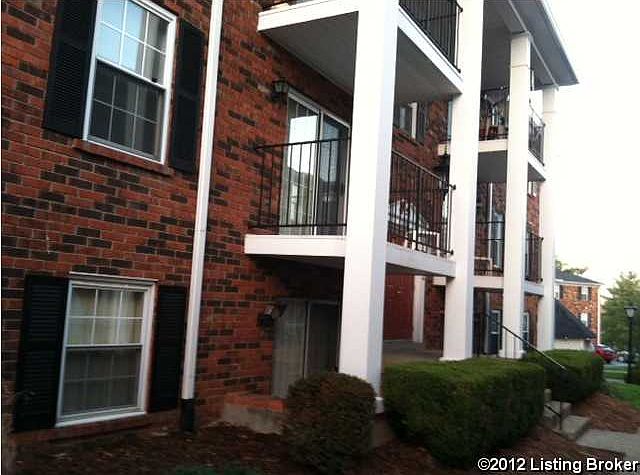 1st image of 3303 Colonial Manor Cir Unit 4b