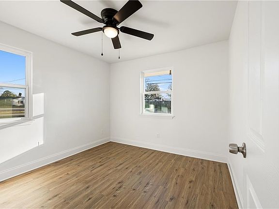 3rd image of 8825 25th St