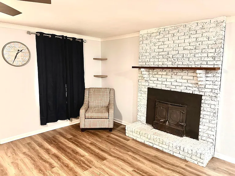972 Luther Carter Rd — Photo 17