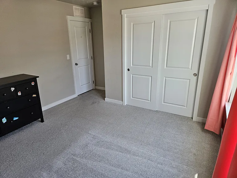 W Gladiola St — Photo 10