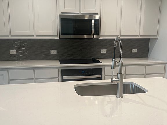 3rd image of 6084 Bursey Rd
