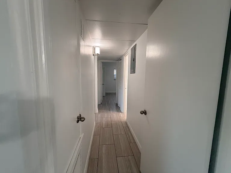 1718 Colton Dr #C — Photo 7