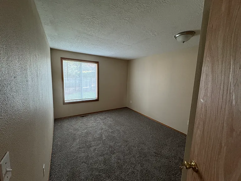 4332 Rodeo Dr NE — Photo 14