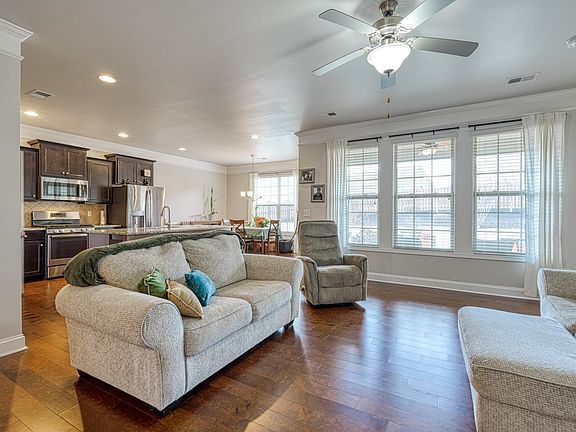 4th image of 150 Santa Ana Way