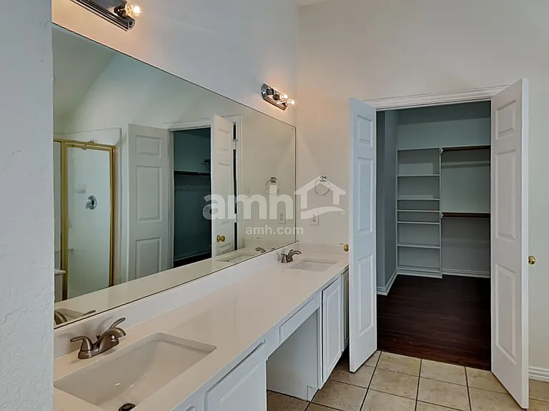 2619 Hopkins Dr — Photo 18