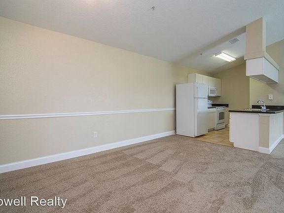 5th image of 16439 Enclave Village Dr