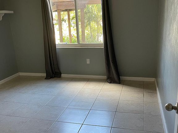 4th image of 1181 Sedeeva St