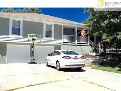2809 SW Jackson St, Blue Springs, MO, 64015