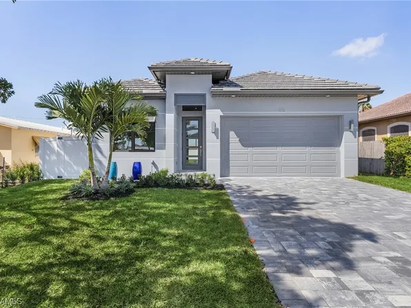 555 103rd Ave N, Naples, FL 34108