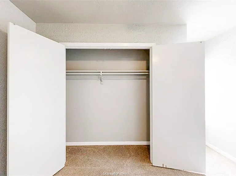 3800 E 29th St #19 — Photo 5