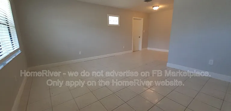 3971 Queen Anne Dr — Photo 3