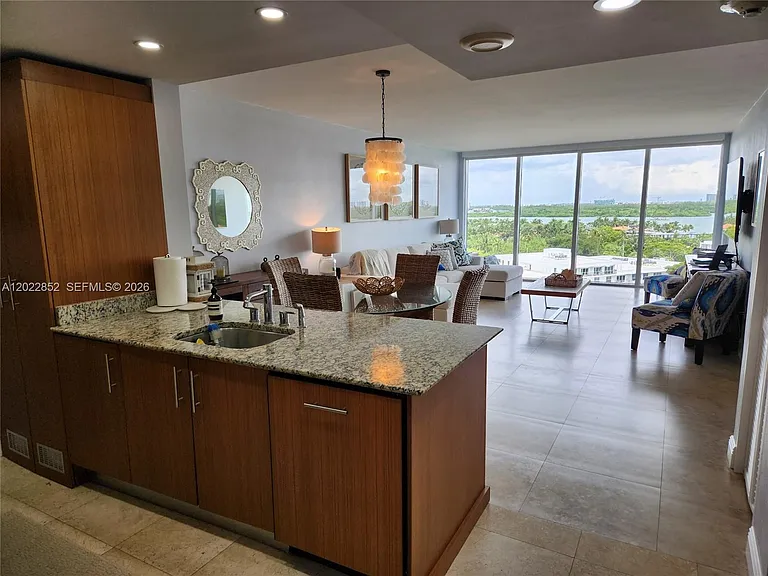 10275 Collins Ave #824 — Photo 5