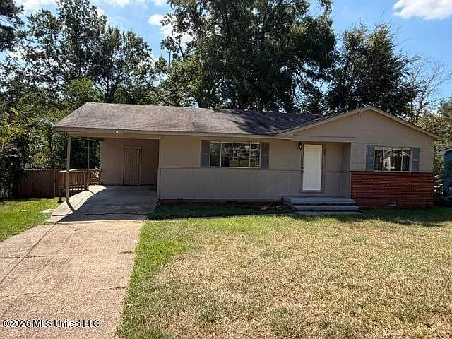 3 bed, 1.5 bath, 962 sqft, $1,450 — Photo 1