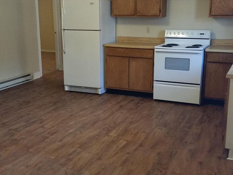 Eat-in Kitchen