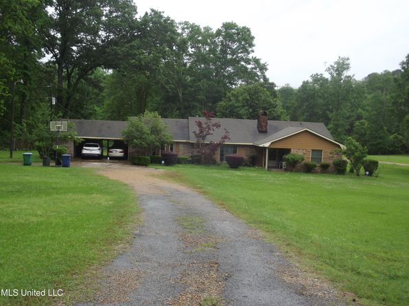 3 Jasper Dr, Natchez, MS 39120