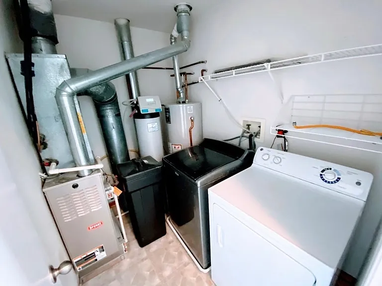 144 Polaris Dr — Photo 14