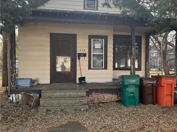 1219 & 1223 Garfield Avenue #2, Altoona, WI 54720