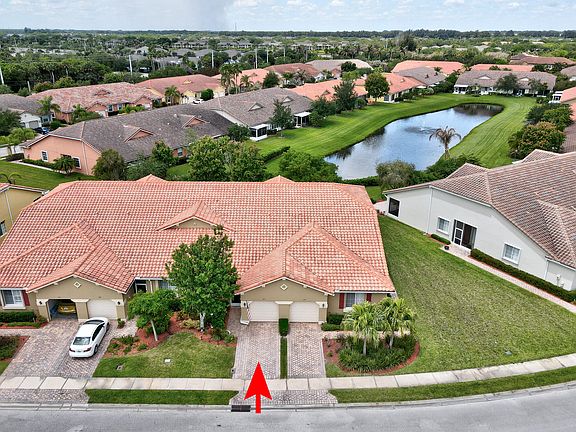 4th image of 6500 Oxford Circle #103
