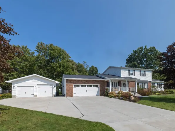 4560 Phyllis Dr, Erie, PA 16510