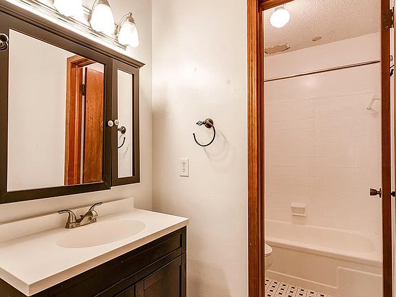 4th image of 3462 Maiden Voyage Cir S