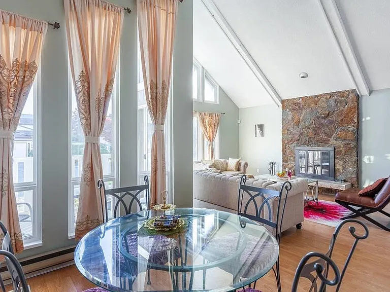 6000 Goldsmith Dr — Photo 5