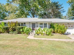 1541 Akron Dr, Saint Louis, MO 63137