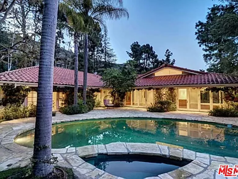 1681 Stone Canyon Rd — Photo 21